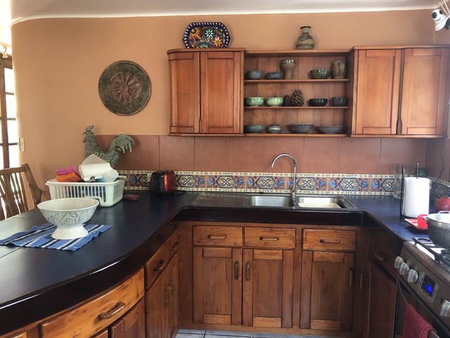 Cocina con gabinetes a medida